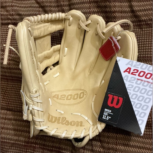 Wilson A2000 1975 Series 11.75” Right Hand Thrower WBW1020751175 *Brand New* - Picture 2 of 9